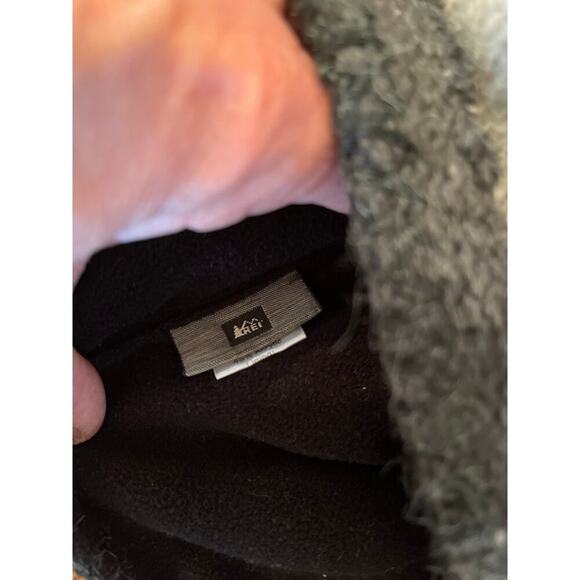 REI WOOL BLEND EMBROIDERED EQR FLAP BEANIE O/S - Picture 4 of 6